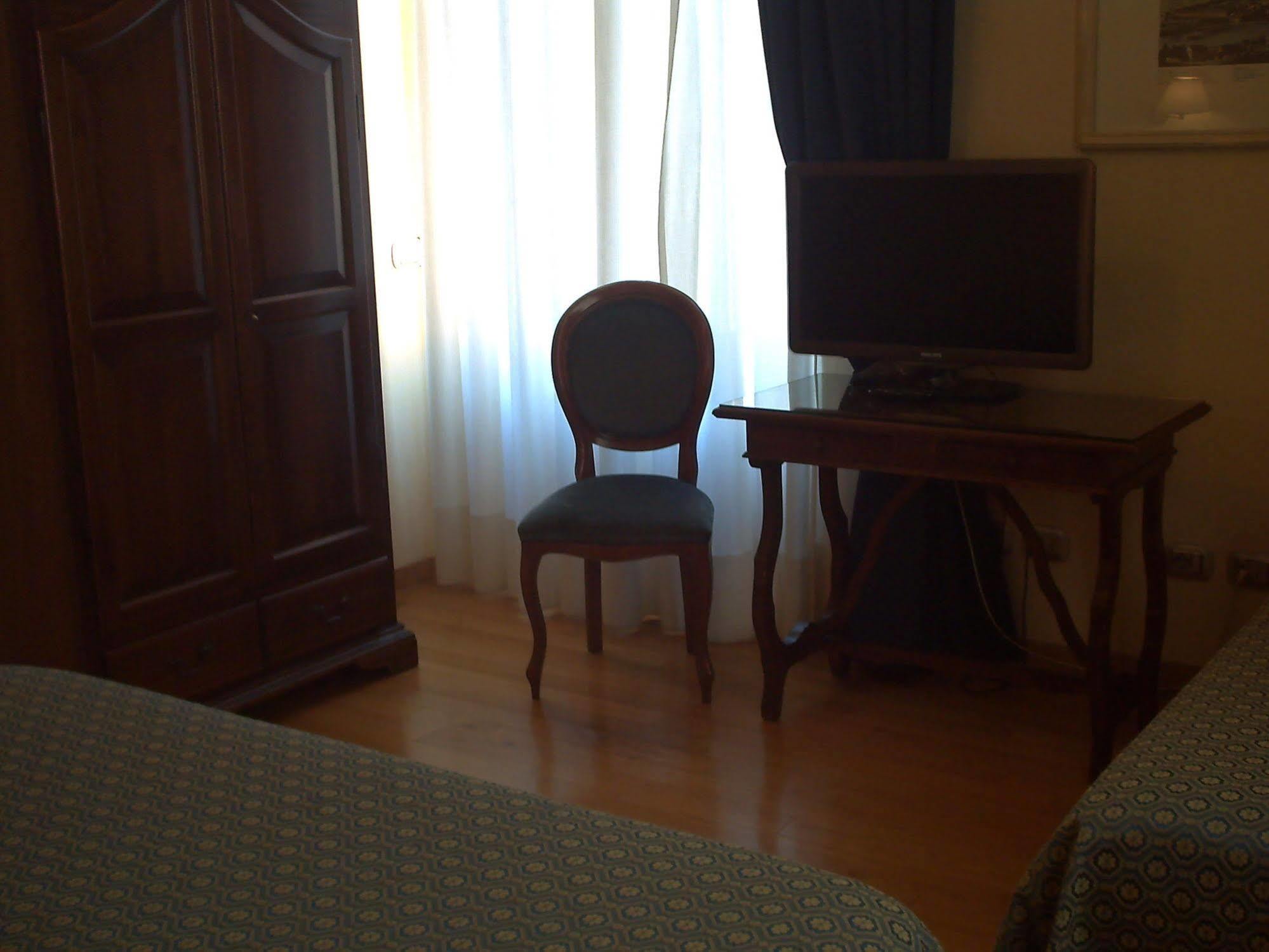 Hotel Annabella Roof Terrace Флоренция Экстерьер фото